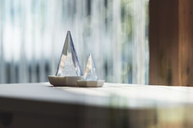 【盛り塩のやり方と意味】清めの習慣に、新しい選択肢を。